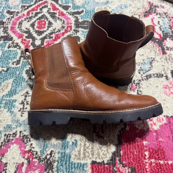 Madewell Pebbled Brown Leather Chelsea Lug Sole Chunky Ankle Booties Womens 9.5 - Picture 4 of 11